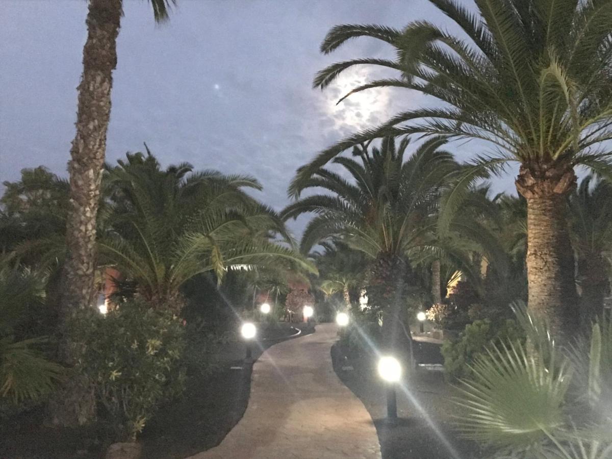 קורלחו My Pretty Home - Lovely And Spacious Surrounded By Tropical Gardens - Private Covered And Uncovered Terrace - Pool - Parking - Free Fibre Optic Internet מראה חיצוני תמונה