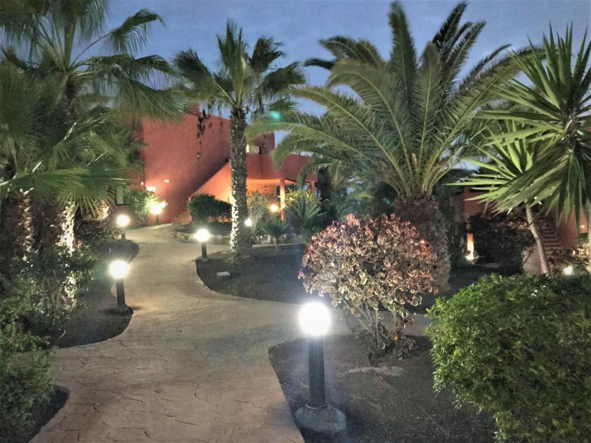 קורלחו My Pretty Home - Lovely And Spacious Surrounded By Tropical Gardens - Private Covered And Uncovered Terrace - Pool - Parking - Free Fibre Optic Internet מראה חיצוני תמונה