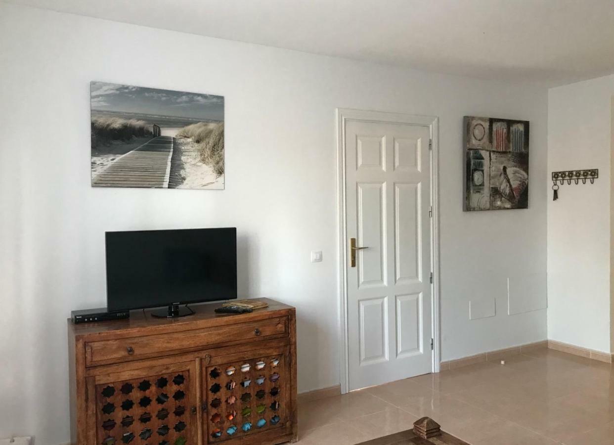 קורלחו My Pretty Home - Lovely And Spacious Surrounded By Tropical Gardens - Private Covered And Uncovered Terrace - Pool - Parking - Free Fibre Optic Internet מראה חיצוני תמונה